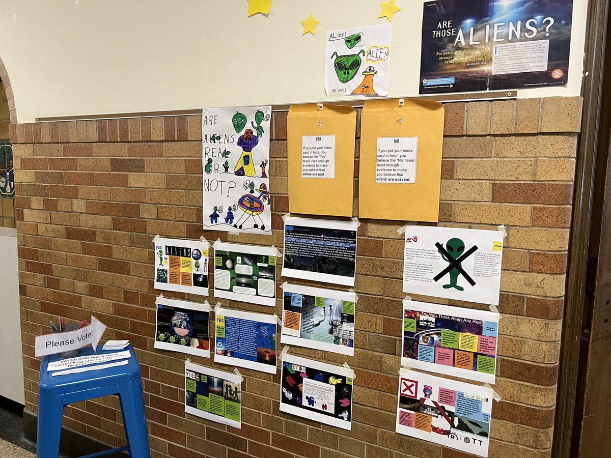 FerrignoMalevic's tweet photo. Nonfiction Alien Study! Students worked hard to gather compelling evidence. The vote is on- who had a more compelling stance? The yes or no team. LV bulldogs, if you pass our room don’t forget to vote. You have until 2/16! @bulldogslv @BlessingMahopac https://t.co/ztLT7iBUvE