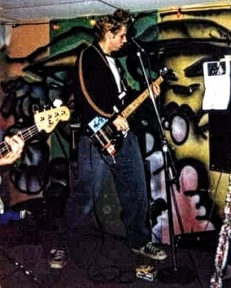 FleckProjector's tweet image. #tbt Things were so much grungier in '95
#alternative #altrock #alternativerock #grunge #grungeaesthetic #punkrock #failsafe #highschoolrockband #garageband #indiemusic #indieartist #indierock #fleckprojector #golittlerockstar