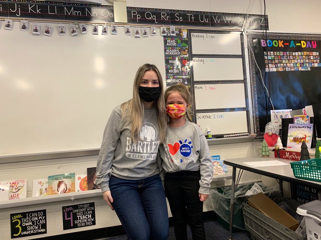 We love Bartlett! #BeABartlettBear ❤️💙 <a href="/SLCSBartlett/">Bartlett Elementary</a>