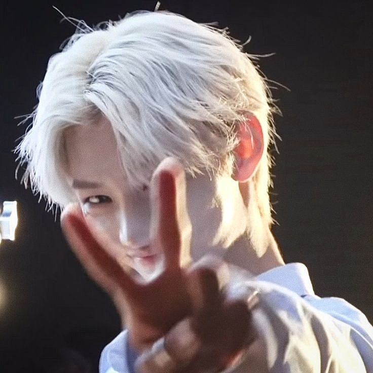 BTSKZPIC's tweet photo. https://t.co/qckdkMHfD6
