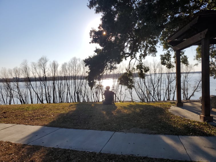 SouthernU_BR's tweet photo. #BluffStuff: It's something about this sunset that brings so much peace 🧘🏿. #WeAreSouthern #SouthernUniversity #JaguarNation #TeamSU #Thursday https://t.co/AUyChKgWJr
