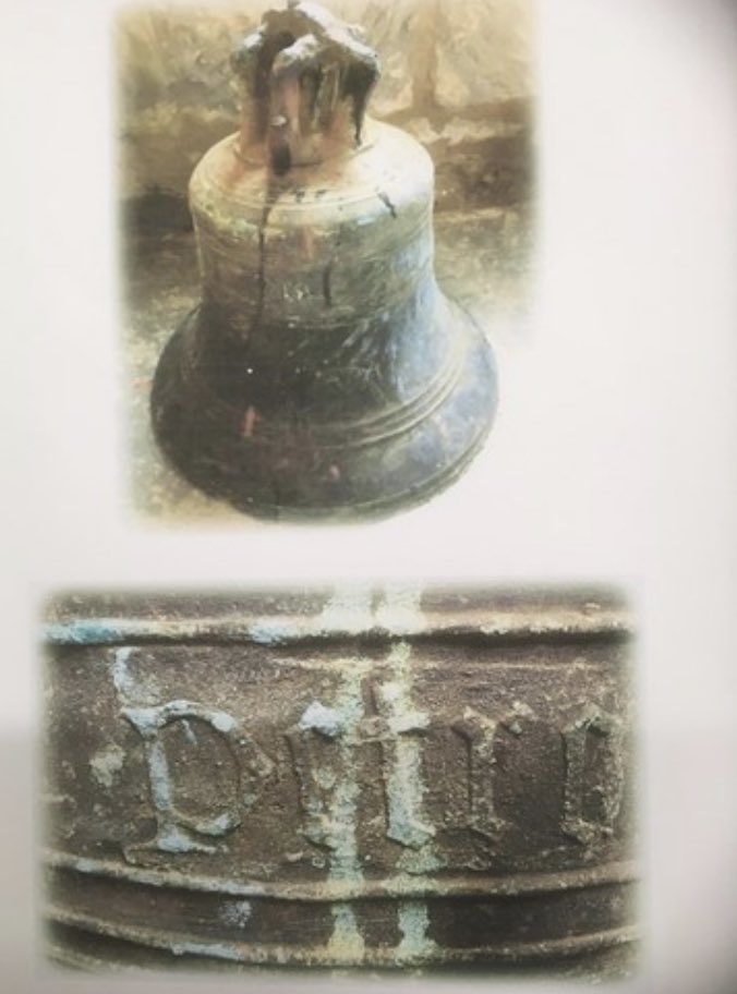 OldStStephens's tweet photo. Here's #OneSmallBell itself - about 19" diameter, weighing about 11 stone & currently sitting on a floor 😕. Happily, funds are growing & JustGiving has raised nearly 20% of our £8000 goal 😁 - please don't just click Like, but make a donation too! 😁🔔👍 https://t.co/ISnvaDIaEn