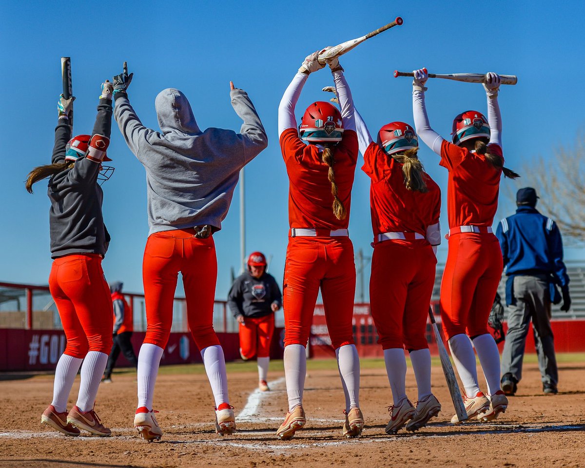THEkhawk13's tweet photo. Jumping up and down in excitement because we get to play tomorrow!!!! 😍😍😍 #unmsb #golobos #weareNM #letseasonring ❤️🔥🐺🥎 https://t.co/8kaPANgpGl