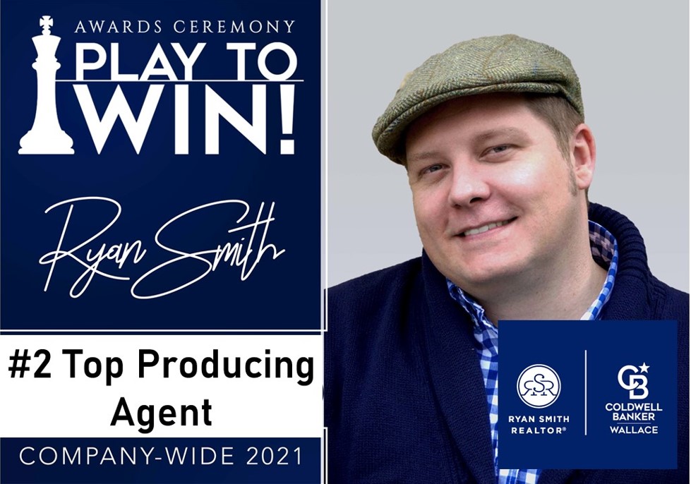 Huge thanks to all the sellers and buyers who asked me to help them in 2021- definitely humbling!
#redneckinarangerover #ryansmithrealtor #lakesiderocks #beforeyoulist #maryvillerealtor #knoxvillerealtor #knoxvillerealestate #maryvilletn #knoxvillerealestate #relocatetotennessee