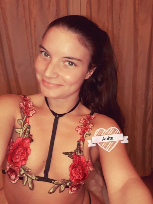 🤗 https://t.co/UkTiDHp42L