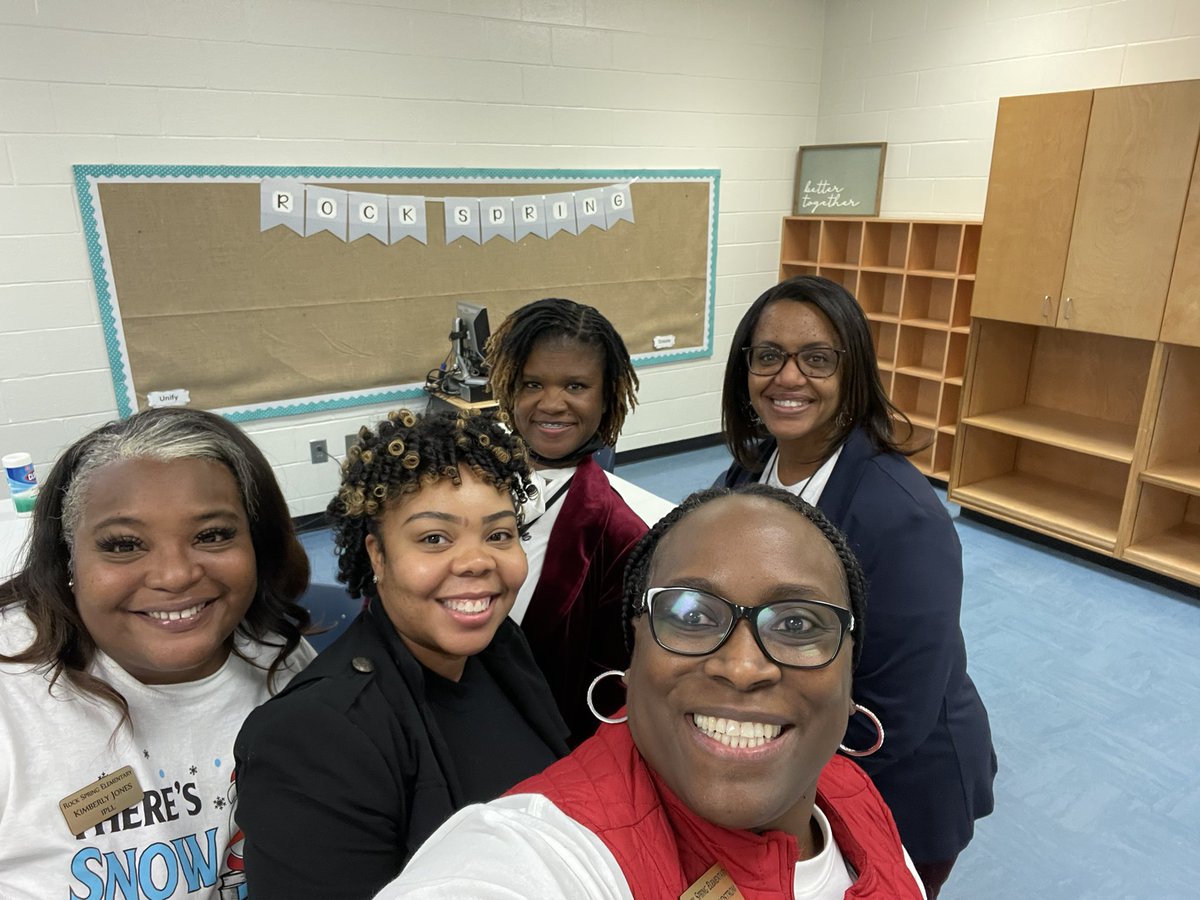 Thank you @KeshaMuhammad3 &  @RSE_HCS for welcoming me into your collaborative meetings & walkthroughs on today! It was a pleasure to experience the behind the scene actions & decision making processes. Intentional Leadership! @CynthiaMcCray19 #ASPIRE2022 #ShadowALeader