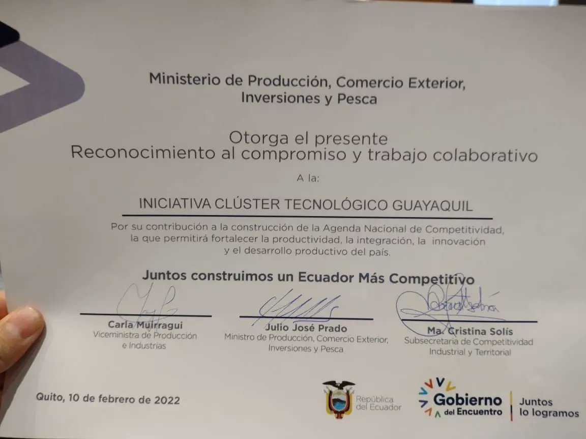 CITECec's tweet photo. Estamos felices de haber sido parte del Lanzamiento de Clústers en Ecuador por parte del @Produccion_Ecu con nuestra iniciativa especial de #ClústersTecnológicos entre #Quito y #Guayaquil con @ConquitoUIO y @EpicoGye 🤝🏻🤓👏🏻 https://t.co/clTqB2Gsr3