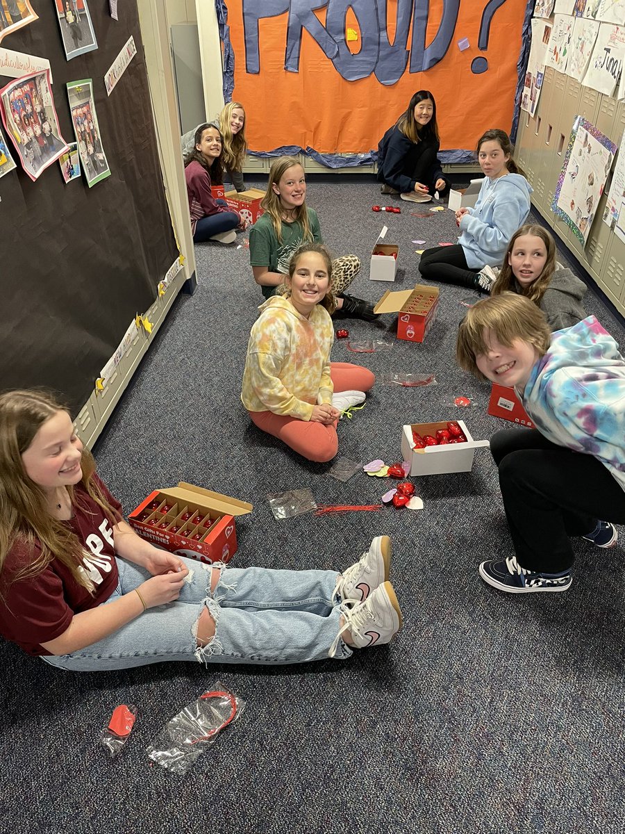 KGrayEddins's tweet photo. STUCO is getting ready for the BIG Valentine’s Gram sale next week! Are you ready? ♥️💕❤️💕♥️ @EddinsElem https://t.co/cHyBAxvnxw