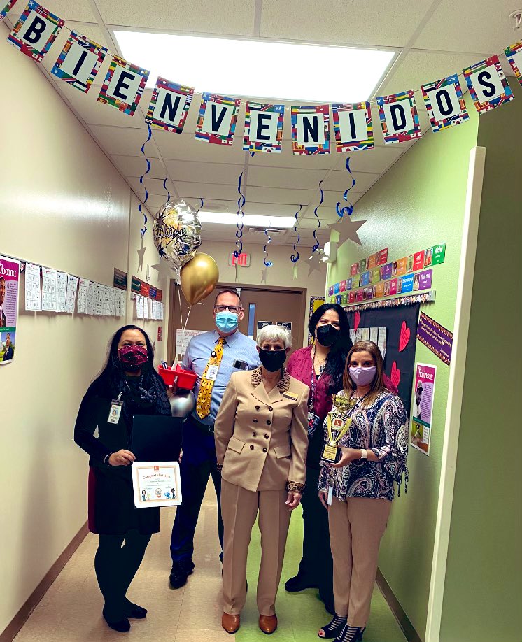 LuzSeda3's tweet photo. Excited to celebrate the success of our ELL’s from @ImagineLearning. Eagle Creek was selected “School of the Month” for November and January based on average minutes usage, active students and average lessons passed!!!❤️@ECE_ELEM @ZaydaPresley @OCPS_MSD https://t.co/G9Lav2yCq8