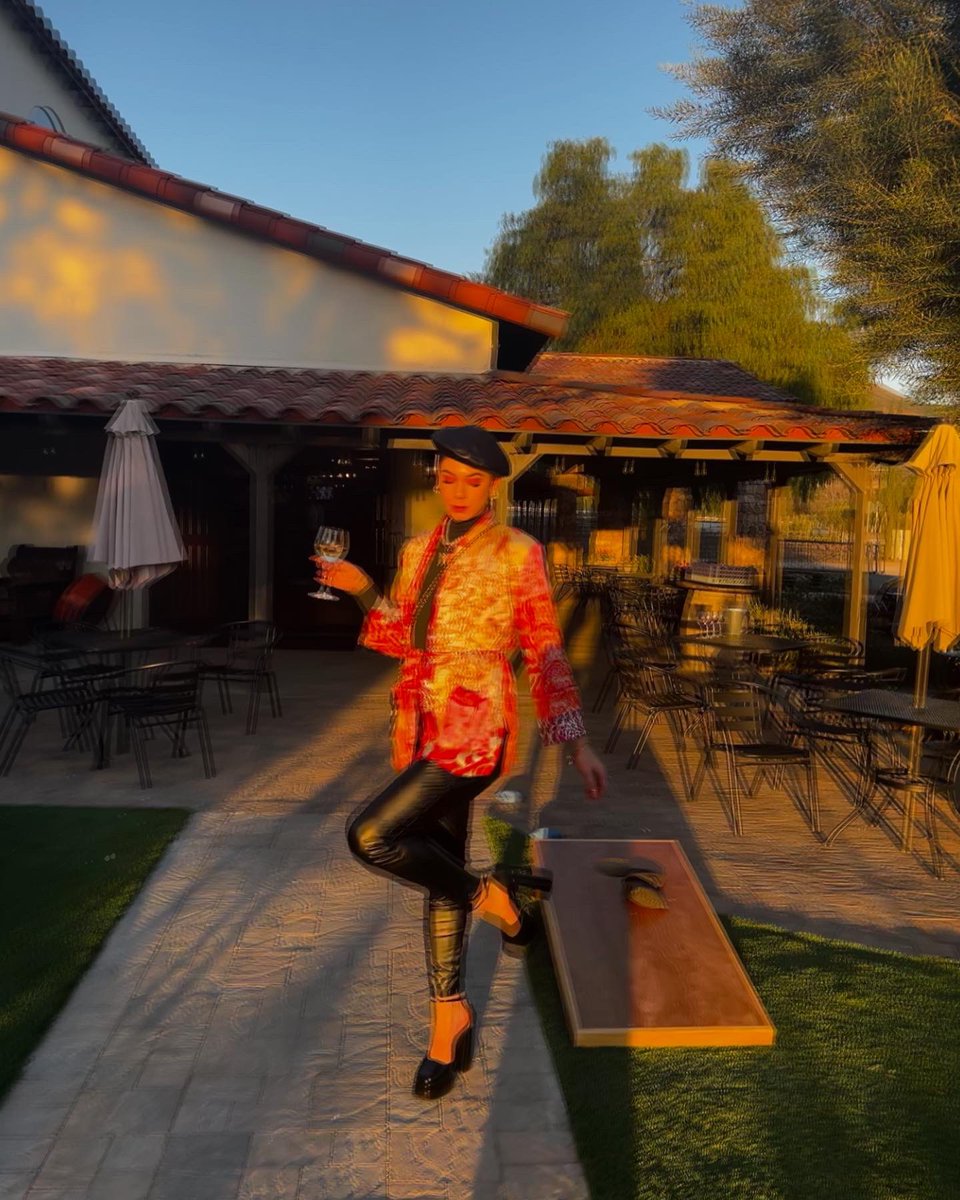 sliving la vida loca🥂🧡🤸🏻‍♀️💥