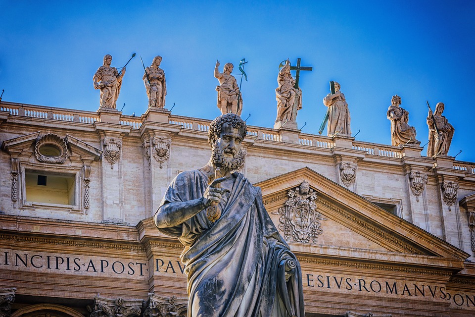 ethicsfinder's tweet photo. To some extent the debate continues, with a renewed interest in the idea that where the Christian or specifically Catholic population is sufficient in number, the state should integrate religious morality into politics. Read via https://t.co/ldv3LIMIxg #integralism #ethicsfinder https://t.co/uMLZImlEl6
