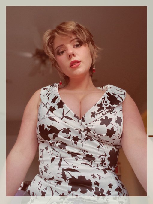 Feeling very mommy this evening 👀 https://t.co/s8743WUXTc<a href="/tag/hxh"class="tags"><span>#hxh</span></a><a href="/tag/chrollo"class="tags"><span>#chrollo</span></a>