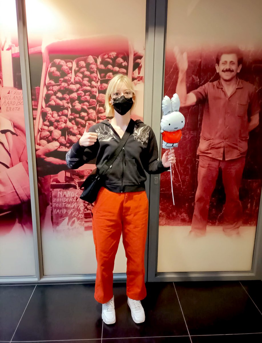 sw0rdk1tty's tweet photo. Nijntje and me looking #flyashell after wisdom tooth removal and missing the one of the most crucial days at school! #Lifestyle #LifeIsShortHaveFun #LifeLessons #LifeIsStrangeRemastered https://t.co/n1khmCKM0o