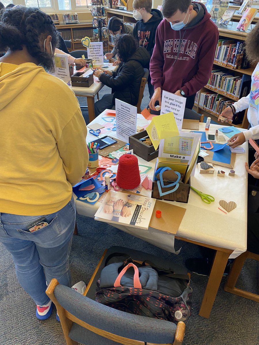 CandaceHyman87's tweet photo. Great things happening in our Library during Lunch and Learn! Thank you @KingSt_Library for all you do!! @AlexCityTitans https://t.co/owh3822Eu3