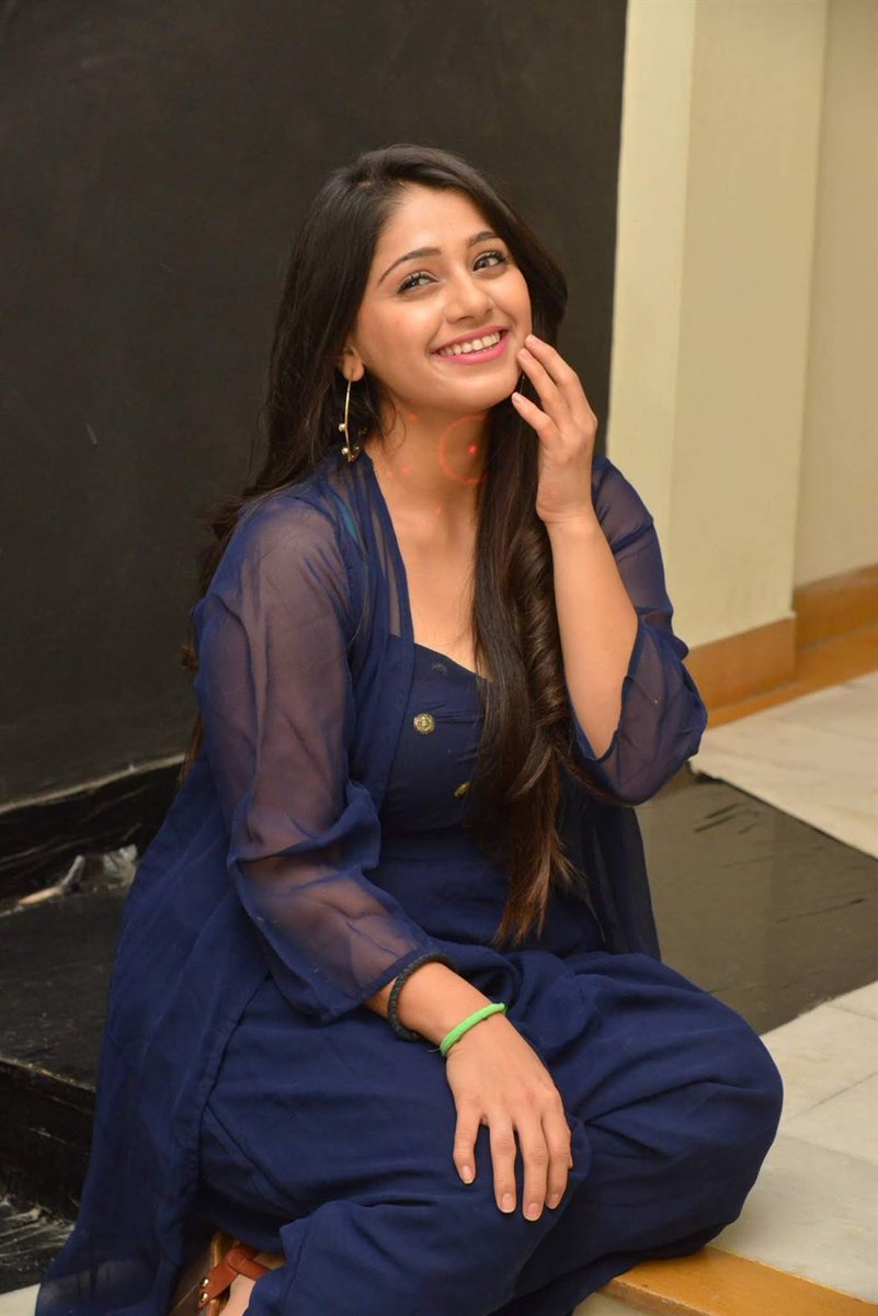 star_zig's tweet image. #ActressHotPhotos #Actress #ChandniBhagwanani