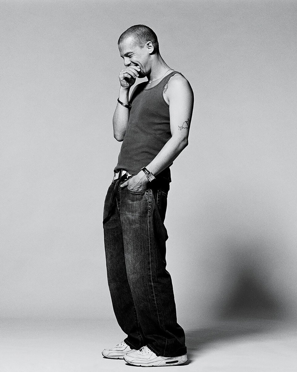 McQueen's tweet photo. With love and always in our thoughts. Remembering Lee Alexander McQueen. 

Photographed by David Bailey. https://t.co/rEDGCYG9Ut