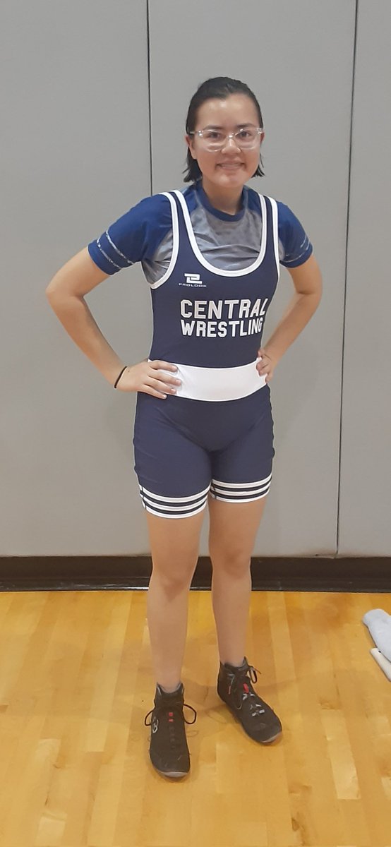 Congrats to Sophomore Gabby Pando for being the FIRST EVER regionals qualifier for the Central Girls Wrestling team!!

Gabby works very hard on and off the mat. Well deserved, Gabby!    🐻🤼‍♀️💪