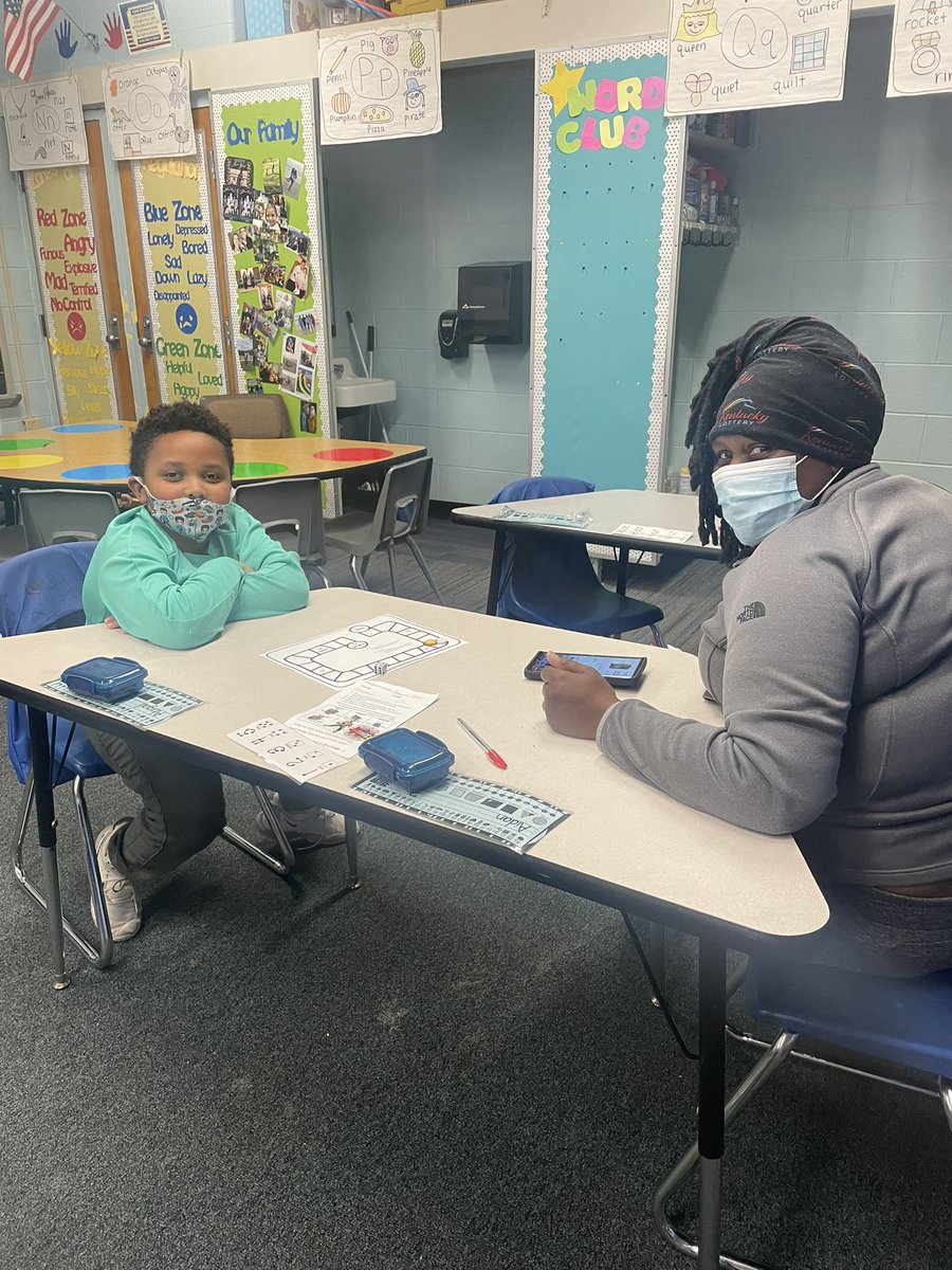 MsPolkKinder's tweet image. Family math night was a success! 👏🏻 #parkwood #wearethewood #wearegccs