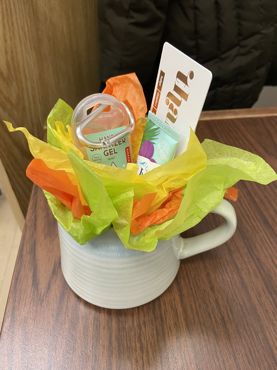 tgims16's tweet photo. Feeling the love from the general surgery staff at Mount Sinai this week! #ResidentAppreciationWeek2022 https://t.co/dYHQ8sO0Wl