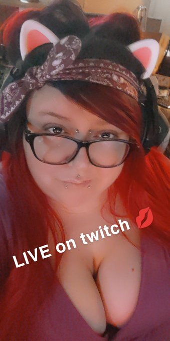 Come on byyyyyy! The Sims 4 Big Brother Challenge &hearts;️ #TheSims4  https://t.co/xDn4M9zplB https://t.co<a href="/tag/thesims4"class="tags"><span>#thesims4</span></a>