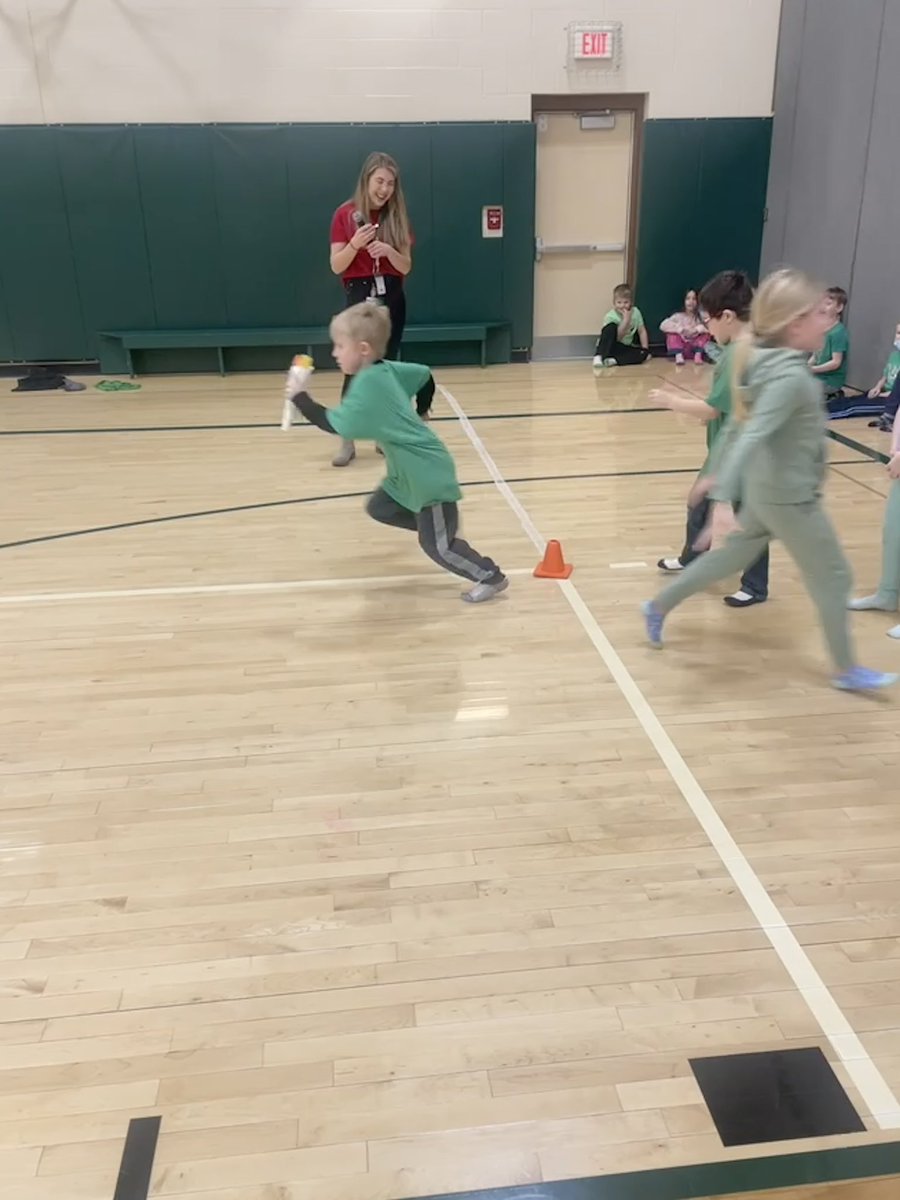 arielsandvik1's tweet photo. First Grade Olympics! 🏅 #OlympicGames #MakeADifference https://t.co/UkIo6iCot5