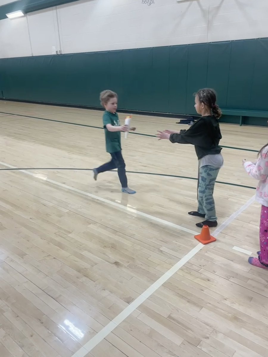 arielsandvik1's tweet photo. First Grade Olympics! 🏅 #OlympicGames #MakeADifference https://t.co/UkIo6iCot5