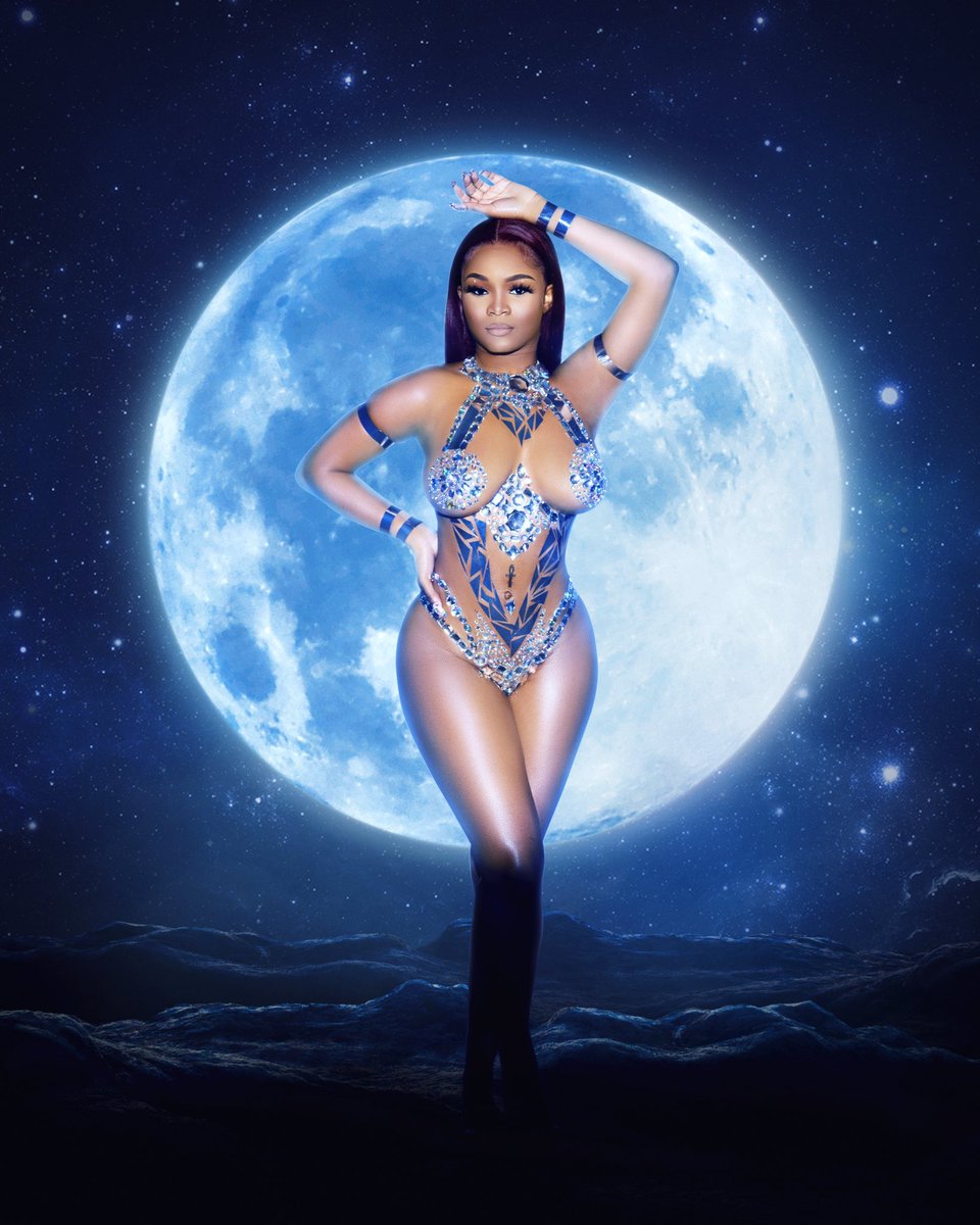 2rawfootage's tweet image. Took A Different Approach With This One! Let Me Know How Did I Do? 🌙🥶 #The2rawCrew #2RAW #Explore #OnTheRoadTo21k #FYP