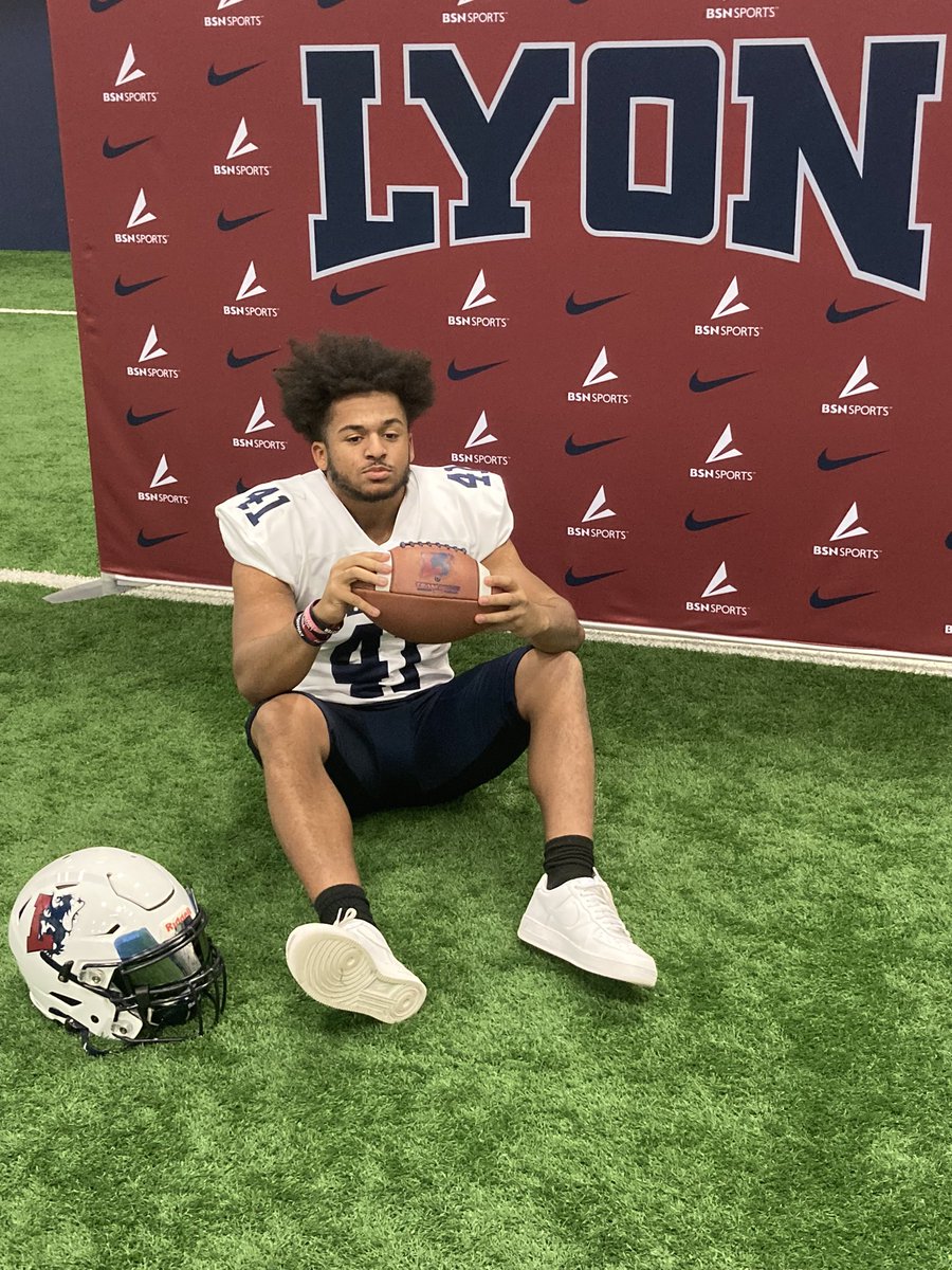 I want to thank <a href="/_Lyon_Football/">Lyon Scots Football</a> for another great visit with their great hospitality <a href="/LyonHBC/">Chris Douglas 🏈</a> <a href="/Coach_Z_Ruot/">Zachary Ruot</a> <a href="/coachcalpowell/">Calvin Powell</a> <a href="/coach_grinde/">James Grinde, M.Ed.</a>