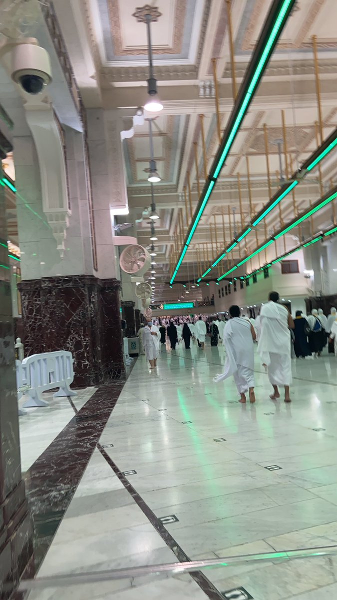 amn2311's tweet photo. لمكةَ يشتاقُ الفؤادُ المتيَّمُ وتهفُو إليها الرُّوحُ والقلبُ والدَّمُ. https://t.co/iaIqcrBKys