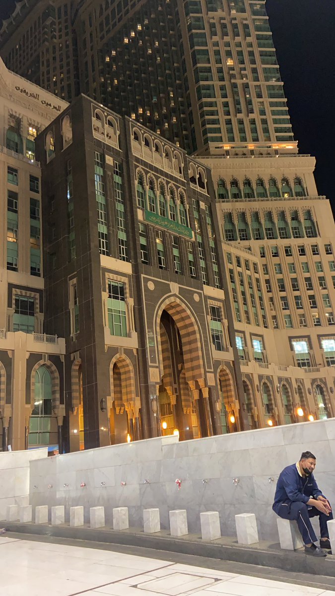 amn2311's tweet photo. لمكةَ يشتاقُ الفؤادُ المتيَّمُ وتهفُو إليها الرُّوحُ والقلبُ والدَّمُ. https://t.co/iaIqcrBKys