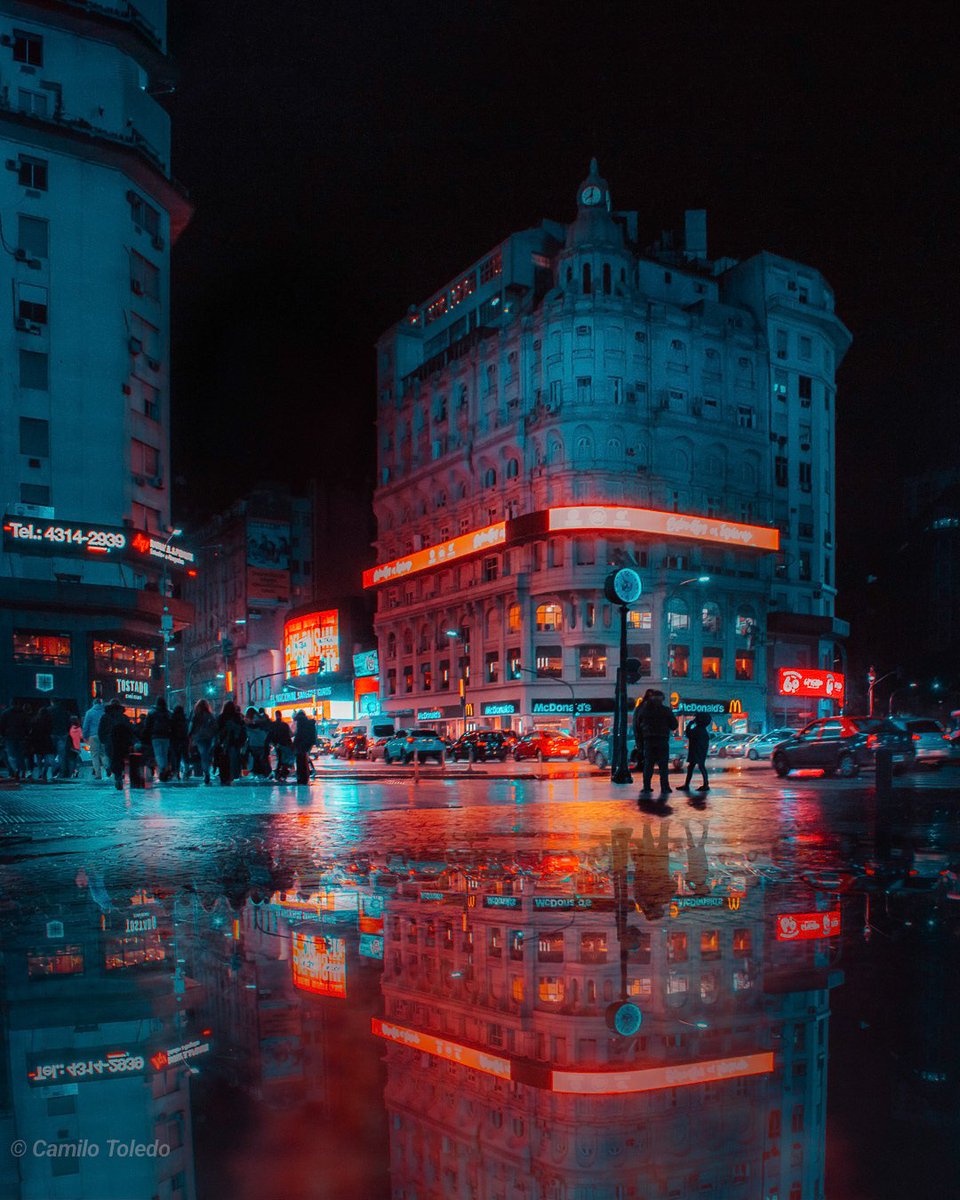 bsas_lovers's tweet image. Reflejos cyberpunk en una Buenos Aires alterna. Dale retuit si te gustó!