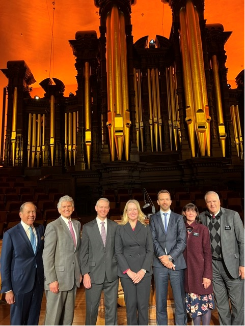It was a great privilege to meet with <a href="/Ch_JesusChrist/">The Church of Jesus Christ of Latter-day Saints</a> leaders and tour the Tabernacle last week in Salt Lake City. The Church makes enormous humanitarian contributions across the 🇺🇸 and 🌏 - including Australia where in pre-pandemic times they send hundreds of missionaries a year