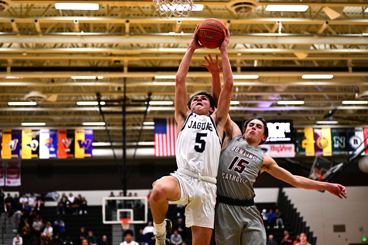 This was an awesome dunk! <a href="/KellingCaden/">Caden Kelling</a>