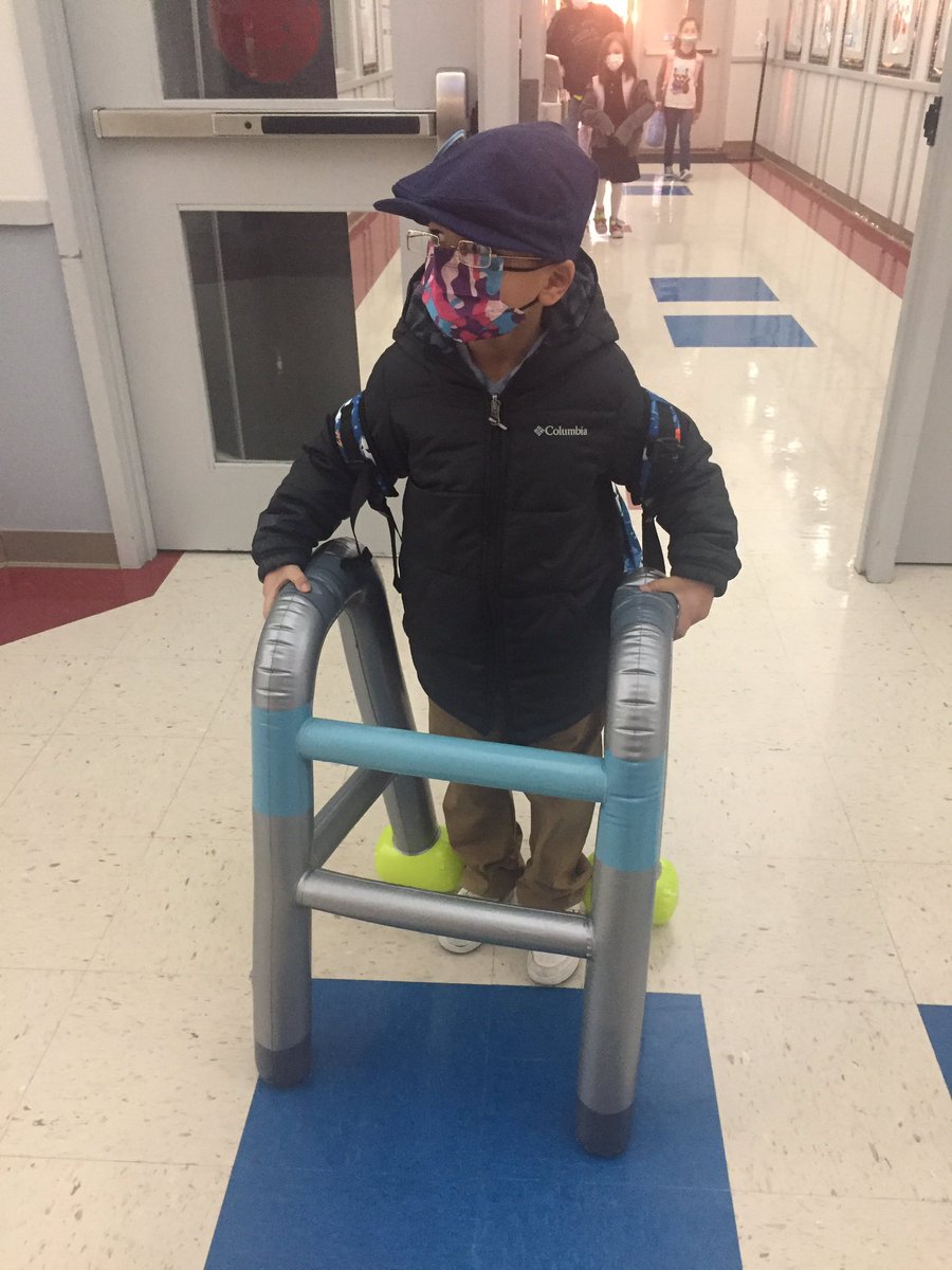 MsLYoungElem's tweet photo. 100 googly eyes and an inflatable walker to celebrate the 100 days of school! https://t.co/3lmIN0tbU3