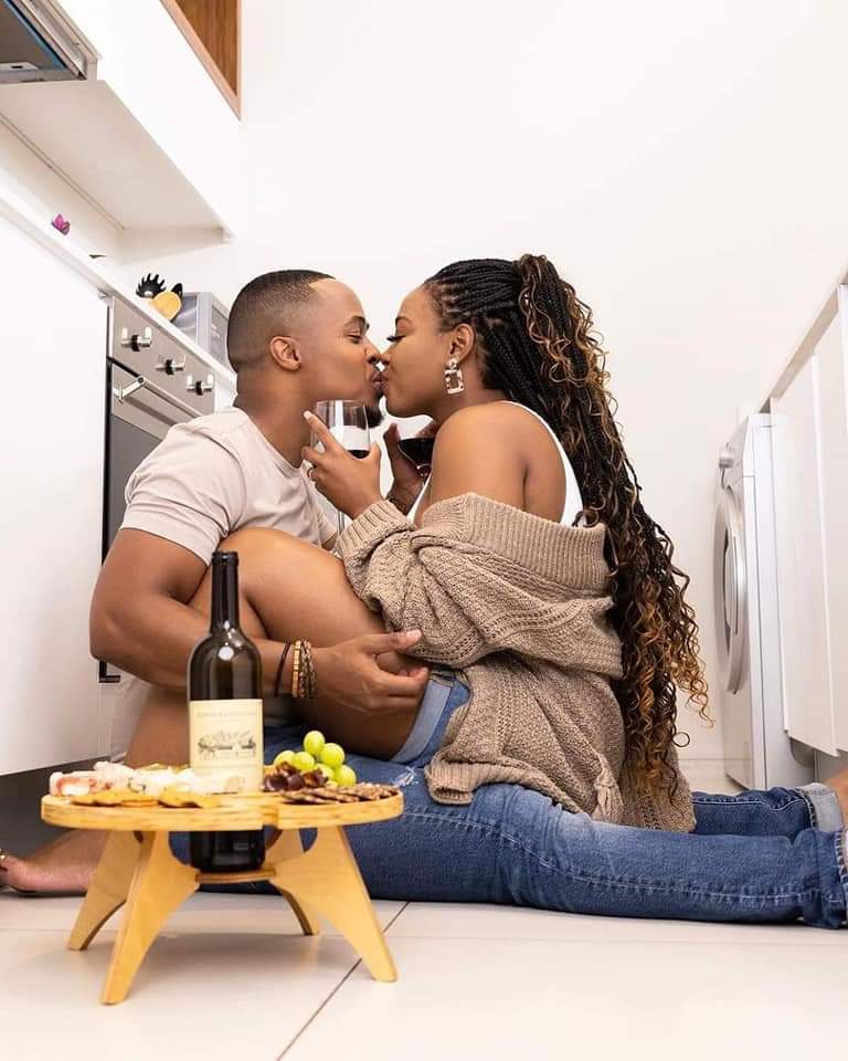shiluvankuna's tweet photo. Why hasn't your relationship reached this stage? 🥺😍 https://t.co/aA7MEVM84A