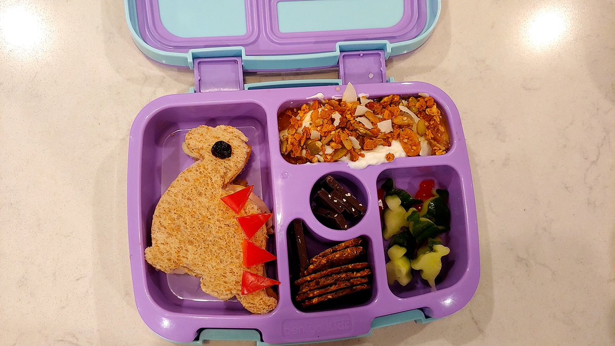 CookingMagical's tweet photo. Dino Bento Box Recipe Video: https://t.co/K4UyRCHFJD
#bento , #lunchbox , #kidfriendlylunch, #kidslunch, #recipes https://t.co/X0vN2jMwvD