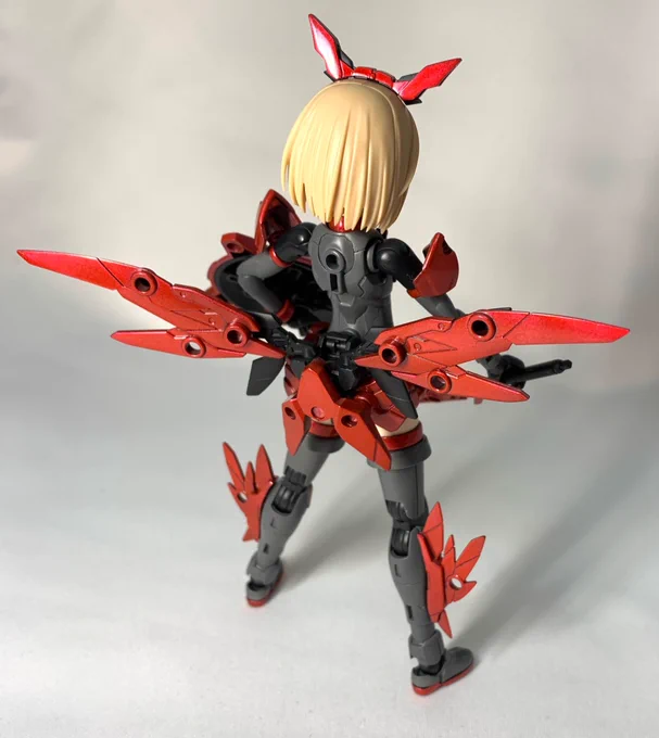30MSティアーシャ完成(2/2)
アーマーパーツもキャンディ塗装です。
もう少し撮影技術上げたい…😑 