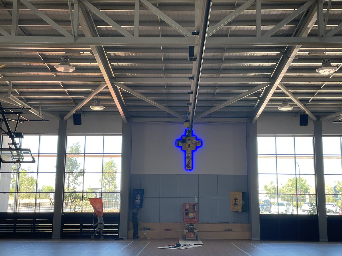 PaulMurphy2000's tweet photo. Today we had the installation of the Sports Centre Cross. Telling the story of our College Patrons. #Lifetothefull #hccellenbrook https://t.co/oEdyNaoLzB