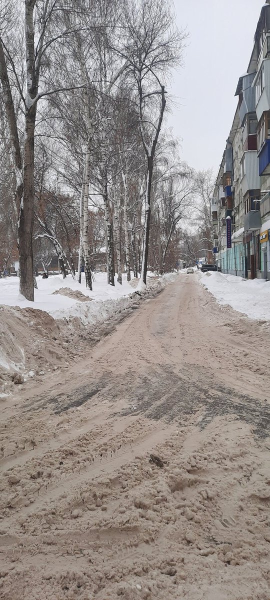 Kir_UM4's tweet photo. Механизированная уборка от снега сквера на Зубчаниновском шоссе.@Rudakov_i_a @adm_kir63 https://t.co/iC9Qo4nCUc