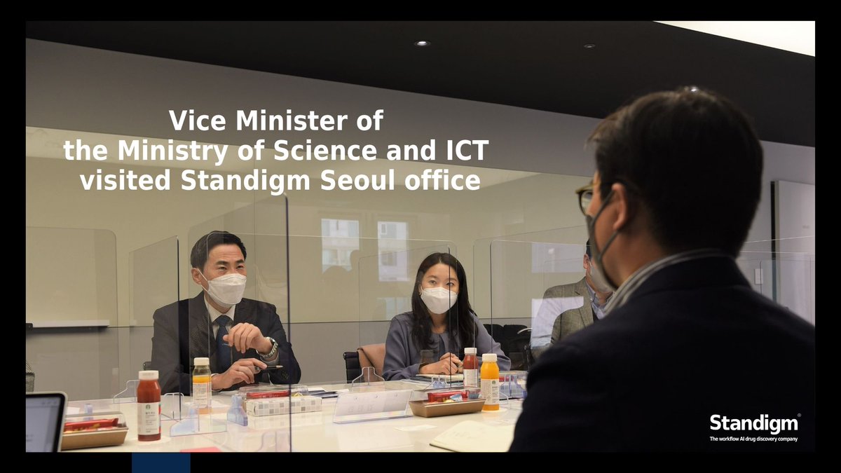 Today, the vice minister of the Ministry of Science and ICT (#MIST) visited the Standigm Seoul office to see how the company's #AI platform works and discuss the future aids from the government to accelerate the AI #drugdiscovery.
📰 Related article: bit.ly/3rH0LSD