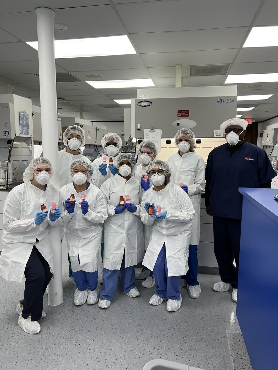 HoustonProgram's tweet photo. This week, our PGY1s attended class at PCCA for hands-on experience in compounding and regulatory compliance!
#TheHoustonProgram | #HSPALResidents | #Leadership | #Pharmacy | #TwitteRx https://t.co/PWQzEnKJAu