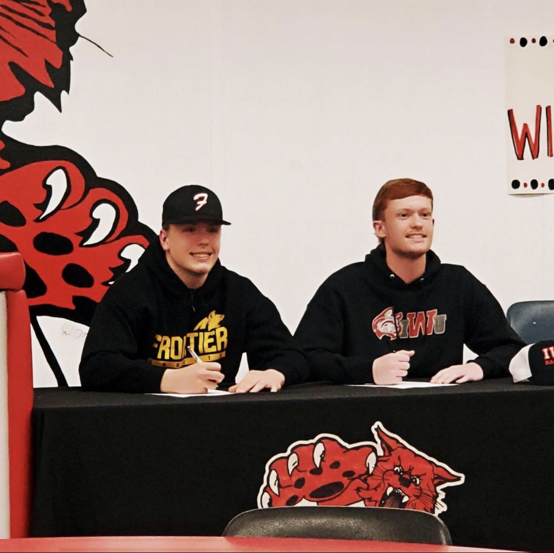 Officially a Bobcat 🟡⚫️ <a href="/JBren16/">Jimmy Brenneman</a> <a href="/kdwainscott/">Kyle Wainscott</a> <a href="/WildcatBSBL/">Franklin Wildcat Baseball</a> <a href="/BaseballBcats/">FCC Bobcat Baseball</a>