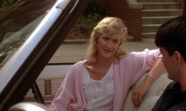 Laura dern in blue velvet (1986) <3333  happy birthday!!!! 
