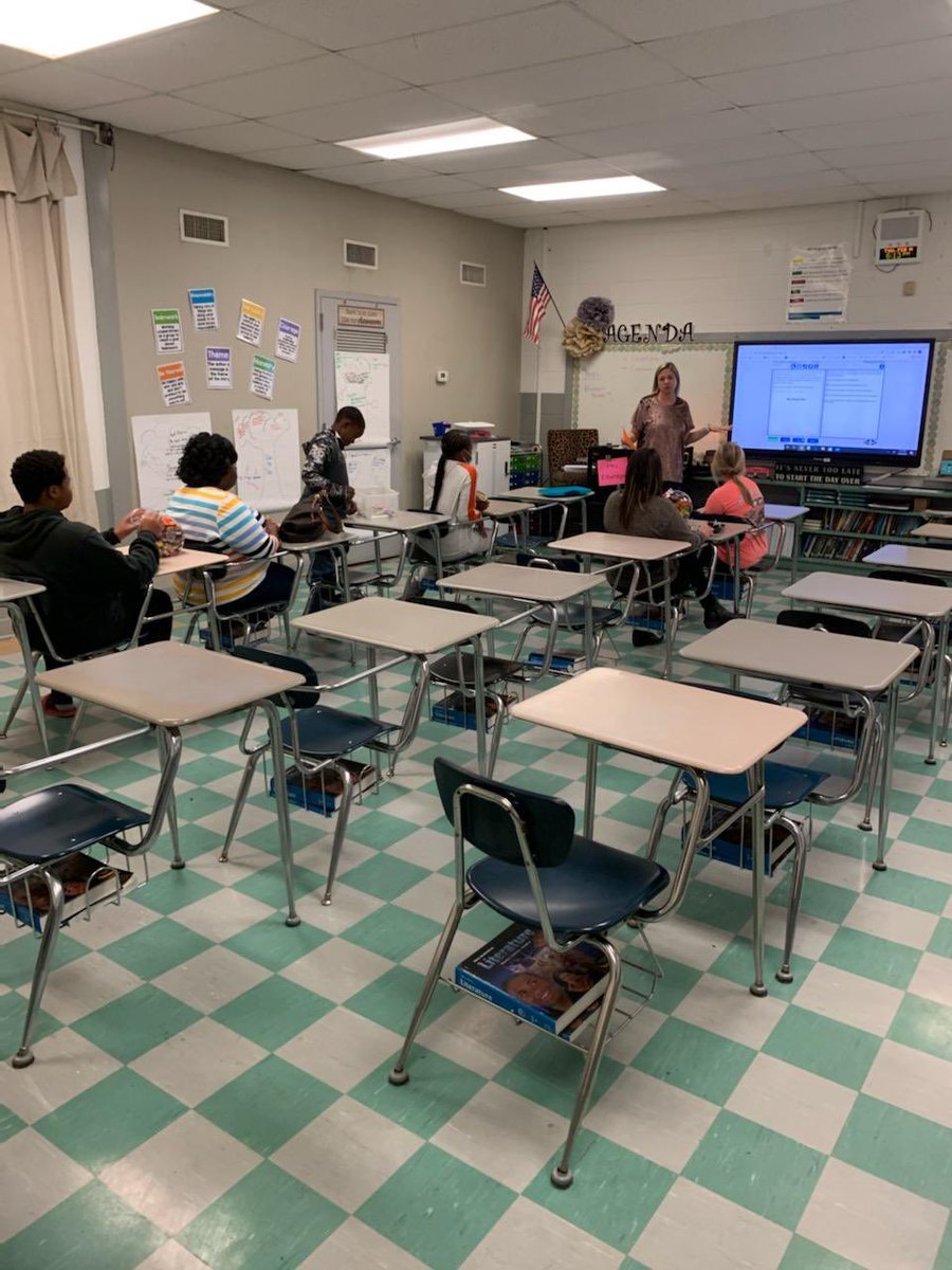 derrickhester5's tweet photo. DMS STEM and Literacy Night 2022!
Great job, teachers and administrators! #TheDemopolisDifference https://t.co/4LgNAMJ5Pa