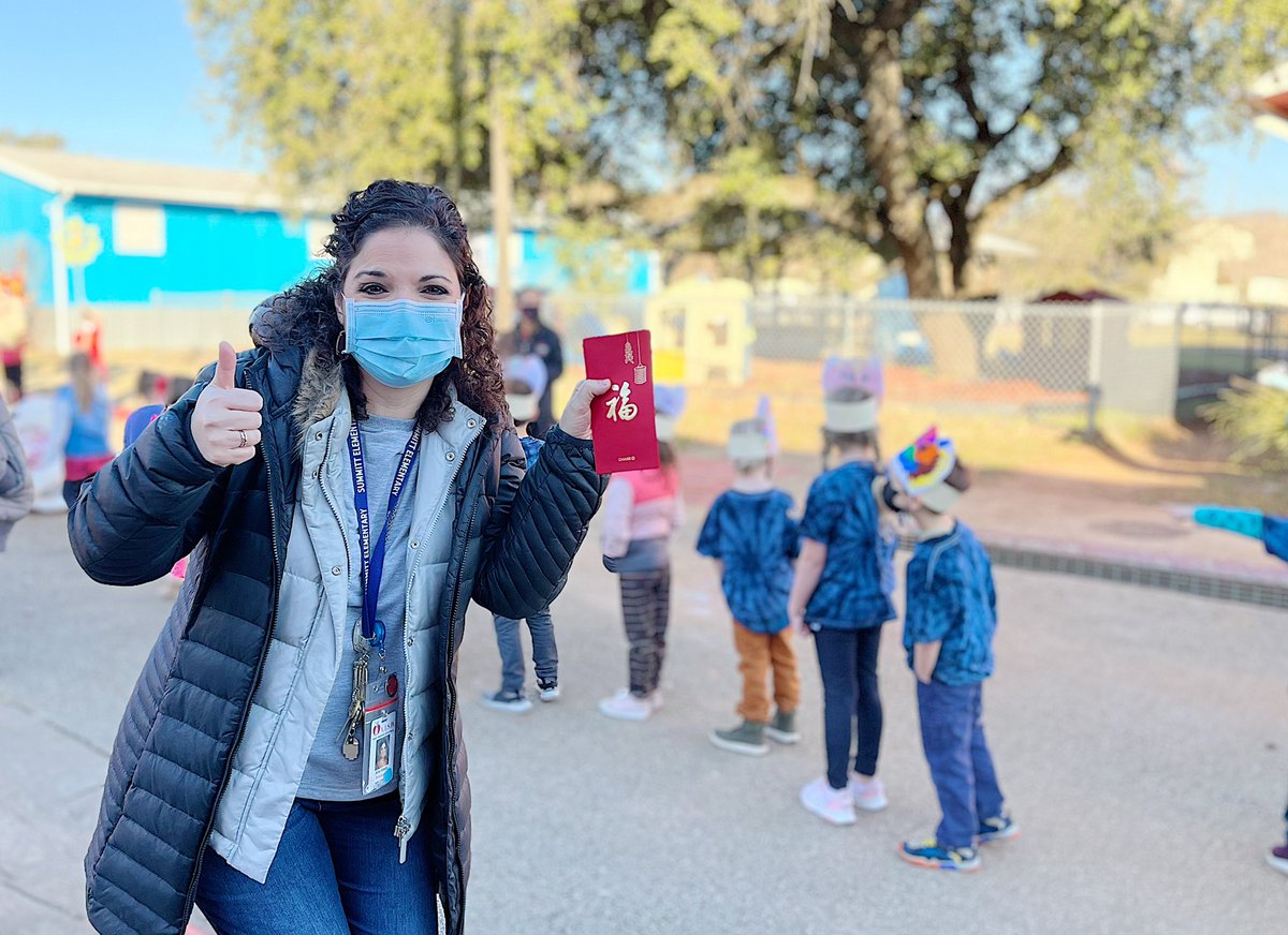 Ariel_GrecoBelz's tweet photo. What a special day at Summitt! A large part of Summitt’s heartbeat returned today! Celebrating the Lunar New Year with a modified but powerful Tet Dragon Parade! Chúc mừng năm mới! @SummittEagles https://t.co/AJP90DNT9E