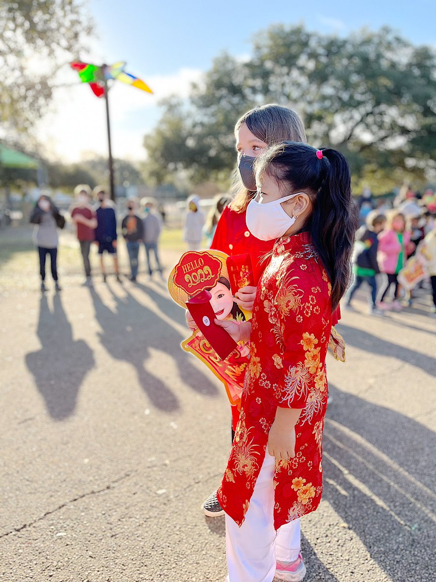 Ariel_GrecoBelz's tweet photo. What a special day at Summitt! A large part of Summitt’s heartbeat returned today! Celebrating the Lunar New Year with a modified but powerful Tet Dragon Parade! Chúc mừng năm mới! @SummittEagles https://t.co/AJP90DNT9E