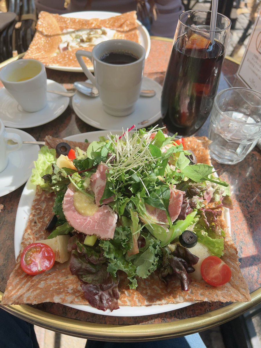 isegorikun's tweet photo. カフェにきております😙
そば粉を使ったランチ😘🎵
今日は良い一日を過ごせそう😍
#カフェ
#筋トレ
#減量中　　　　

#GLP1使用中　サクセンダという体脂肪を落とす注射を毎日打っています☝️
また報告していきます😘 https://t.co/7FoY6mRNqm
