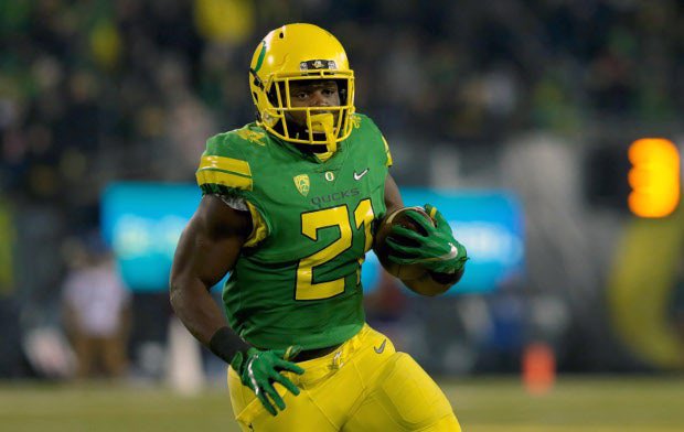 Blessed 🙏🏾to receive an offer from The University of Oregon after a great talk with <a href="/Locklyn33/">WalkOnCoach ⭕️H 🌰</a> ‼️#oregonducks #GoDucks