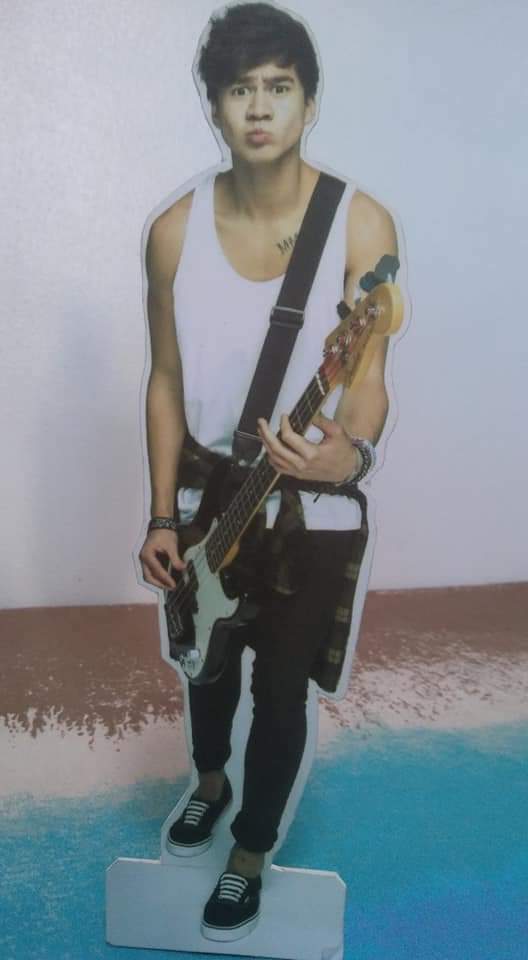 CBPrintedMerchs's tweet photo. Calum mini standee for only php30! 
@Calum5SOSPH https://t.co/ba6pB8rOgn