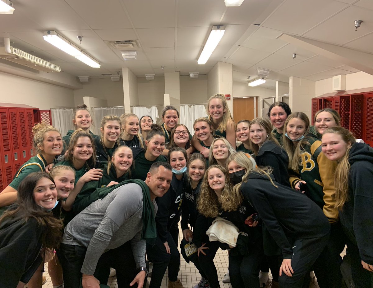 bhawkladyhoops's tweet photo. OFFICIALLY SECTION CHAMPS!!!🎉🎉🥳💥19-0

“Success isn’t overnight. It’s everyday you get a little bit better than the day before. It all adds up.”

Still grinding. Still got goals to chase!!💪❤️🏀

@coachlodovico @m12walsh @BHSCougarSports https://t.co/0JTPmwG1Ll